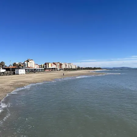 Indes Galantes Tres Joli T2 Vue Piscine Cap D'agde Агд