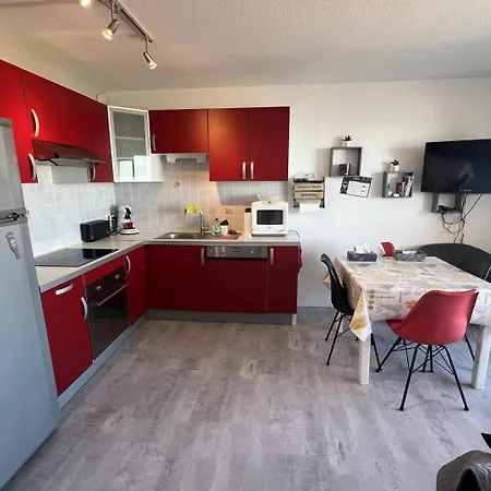 Indes Galantes Tres Joli T2 Vue Piscine Cap D'agde