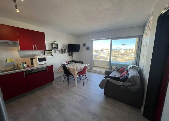 Indes Galantes Tres Joli T2 Vue Piscine Cap D'agde Apartment