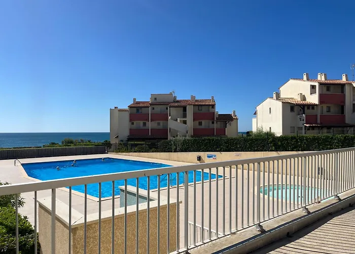 Indes Galantes Tres Joli T2 Vue Piscine Cap D'agde *